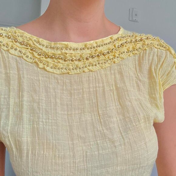 2b bebe Vintage Butter Yellow Beaded Ruffle Top - Picture 3 of 8